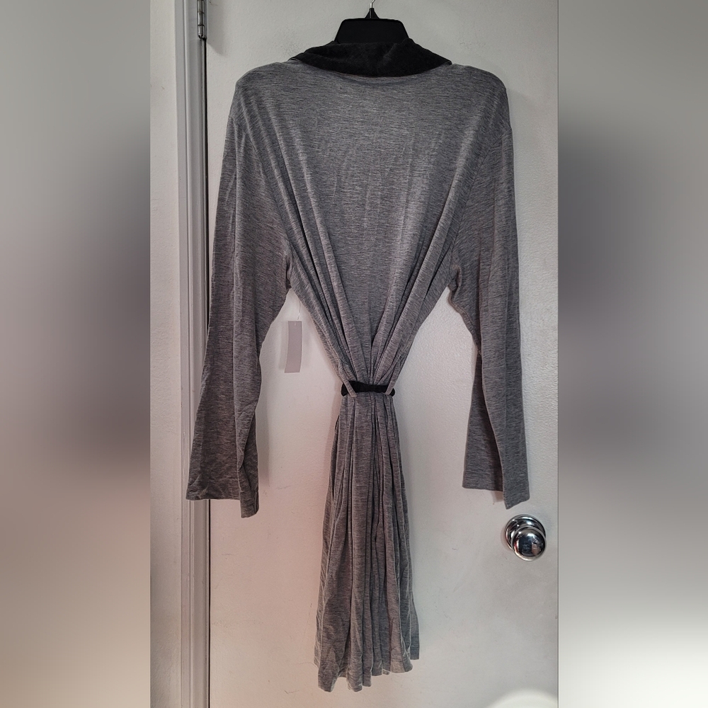 Gray Women's Robe - Picture 5 of 6